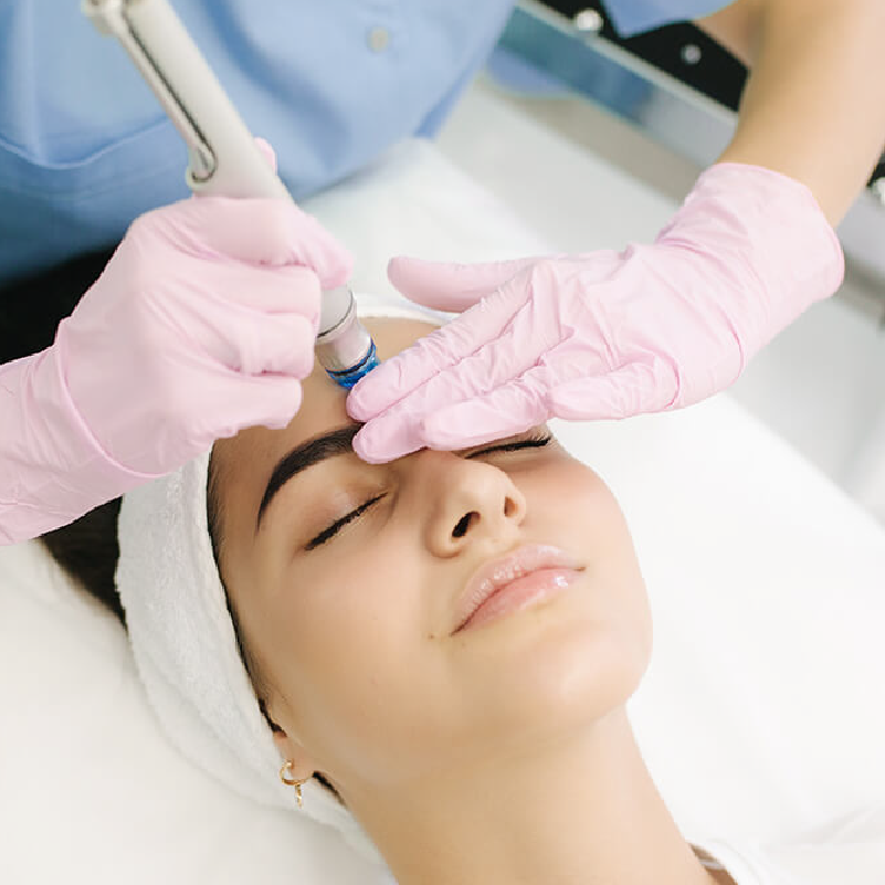 HydraFacial® München- Ihr schonender Weg zu verjüngter Haut