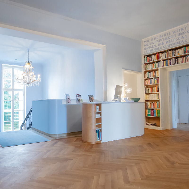 Quadrat - Dermatologie im Schlosspalais_24